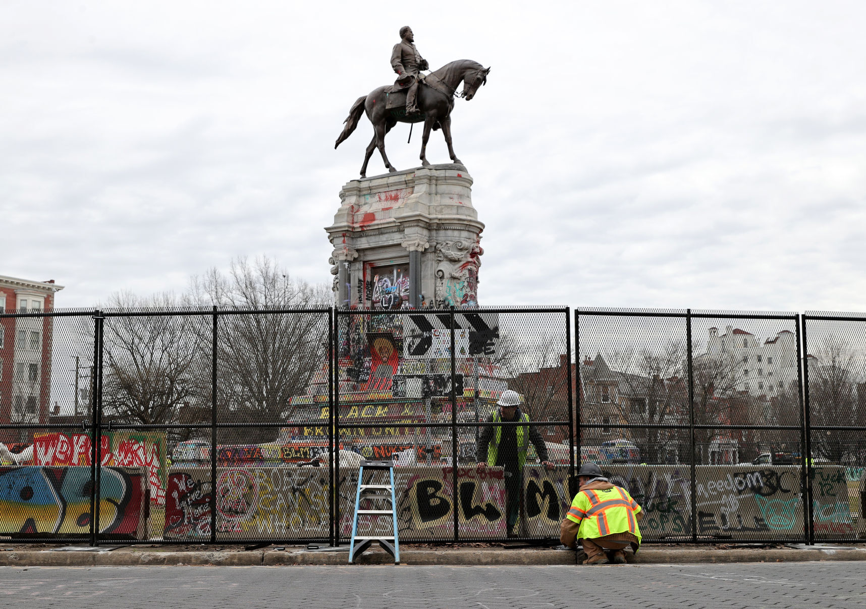 Lee Monument